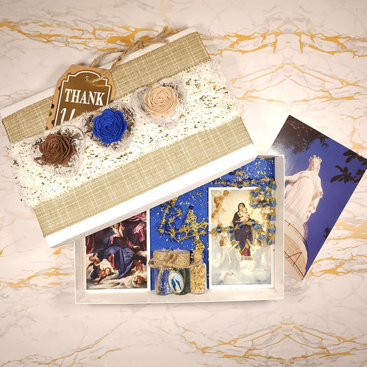 The Marian Box - (Rosary, Prayer cards, third class relics, water from Lourdes, Oil ...) - Our Lady of Gifts